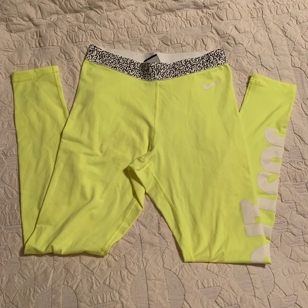 Nike pro warm lined leggings bright yellow size medium